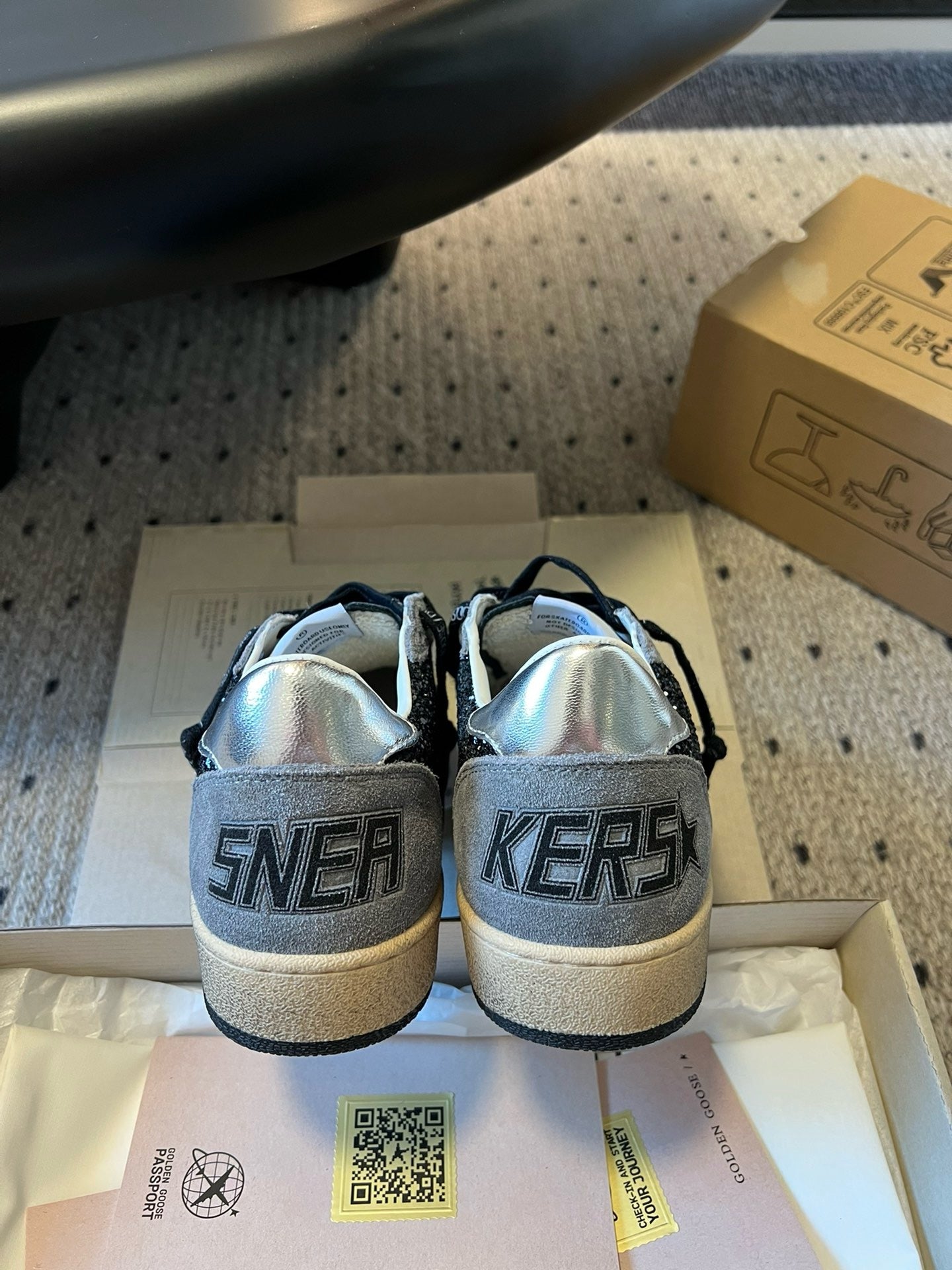 Golden goose
