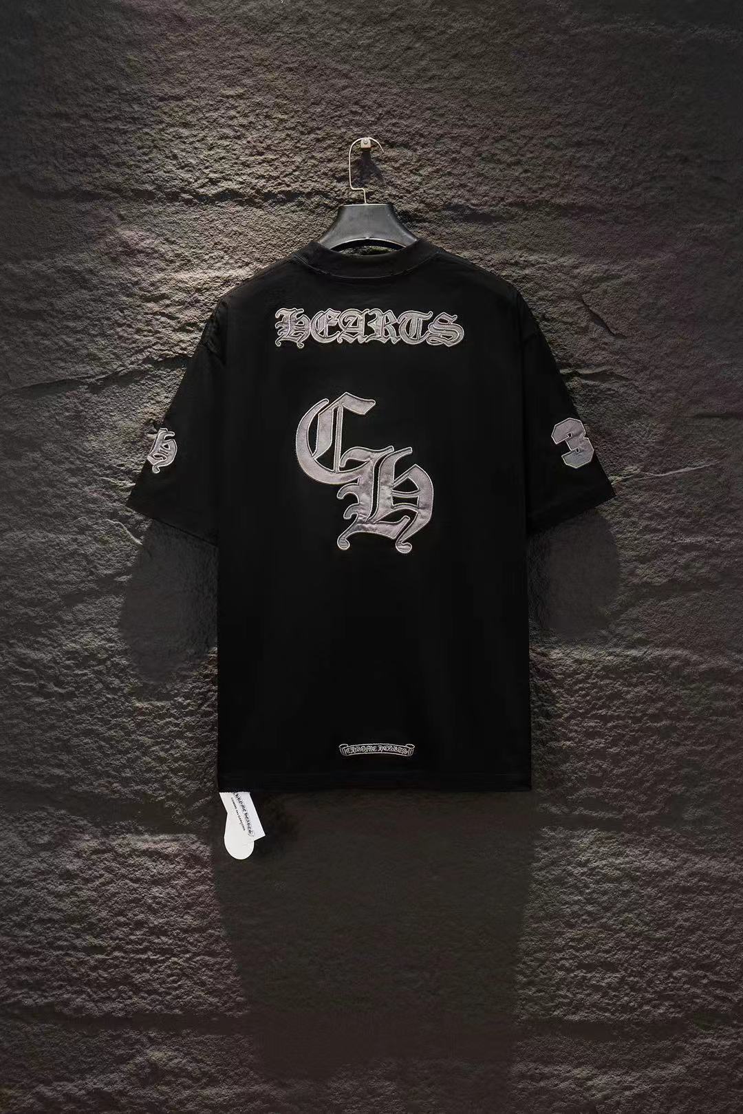 Chrome hearts
