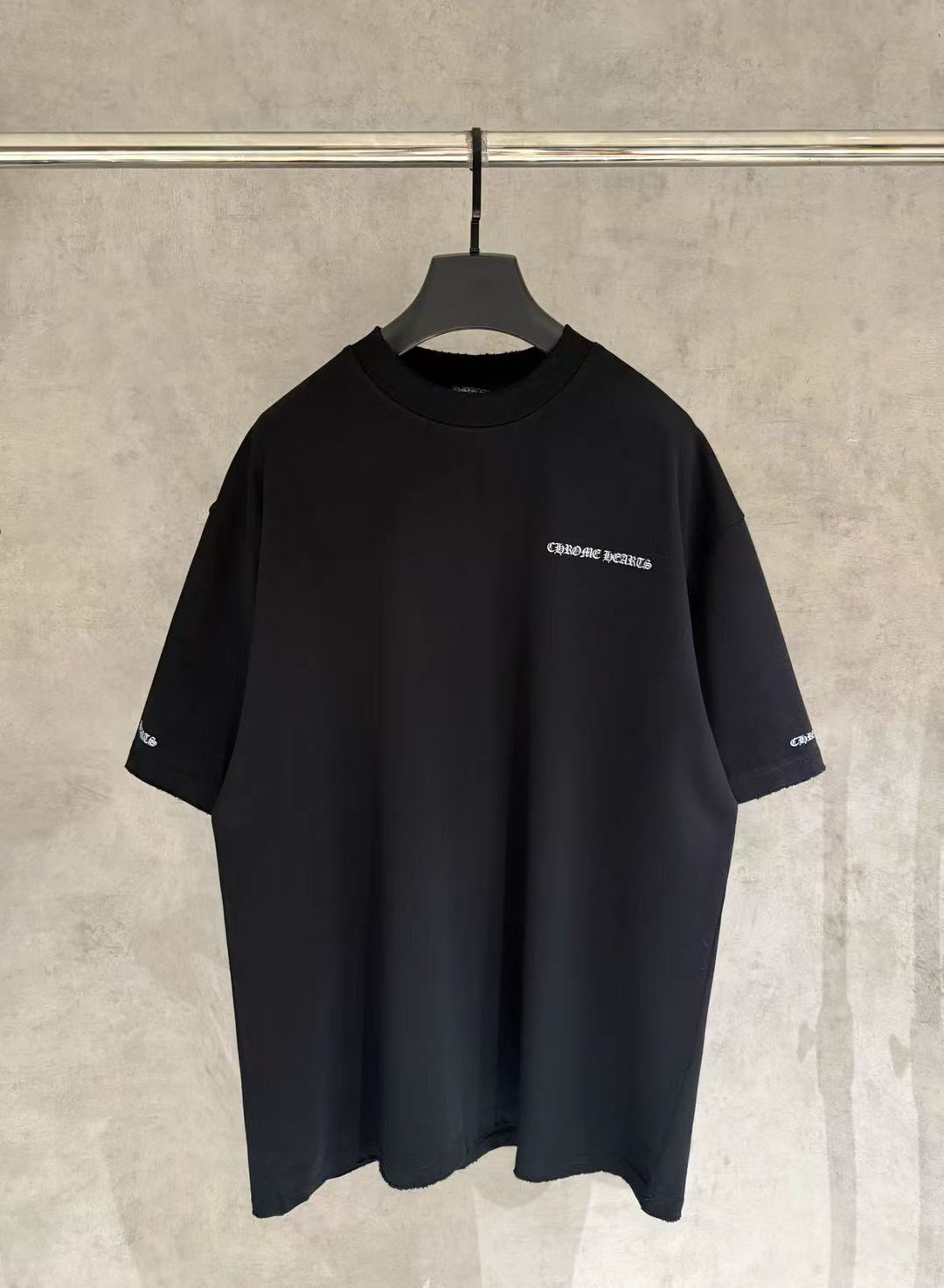 Chrome hearts