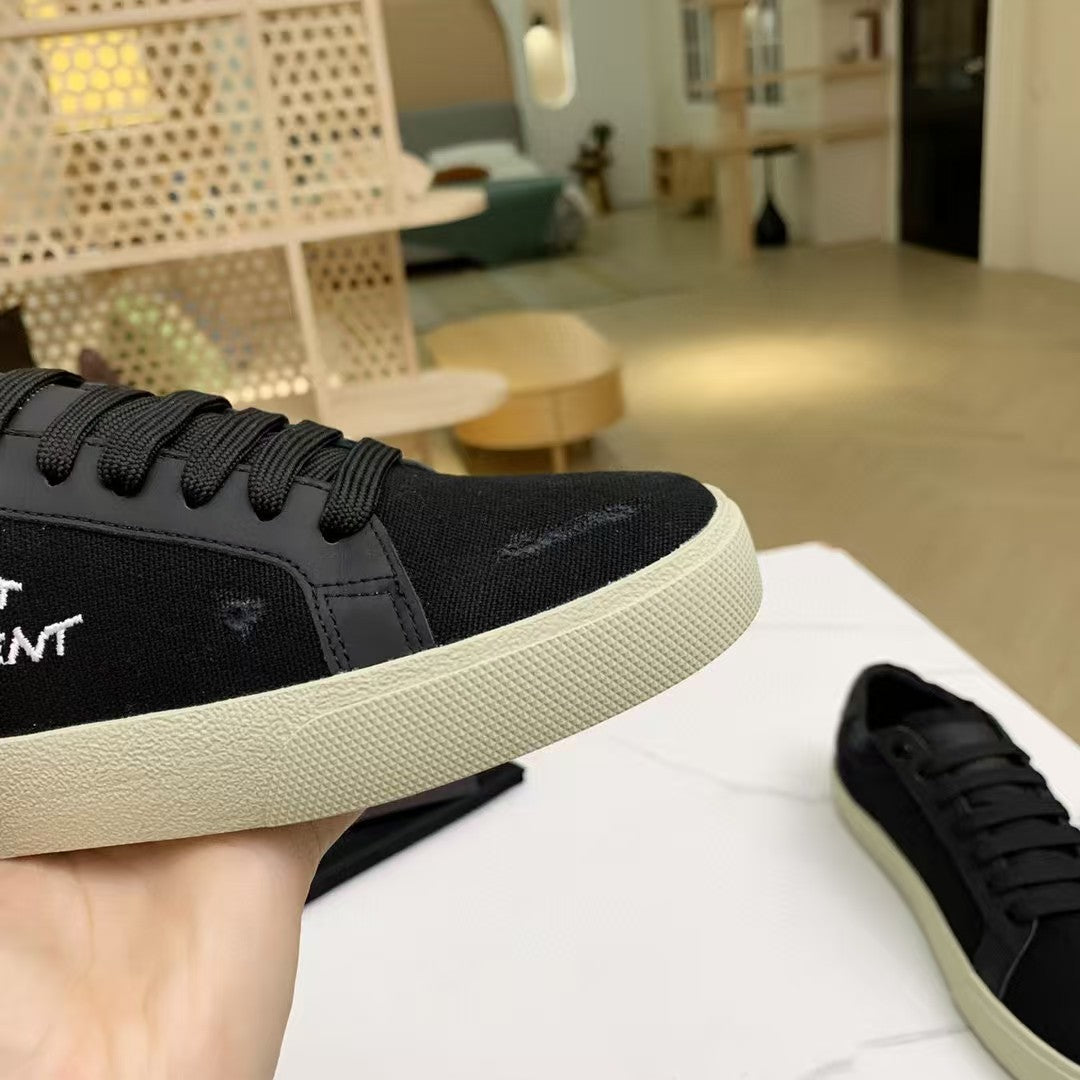 Saint Laurent