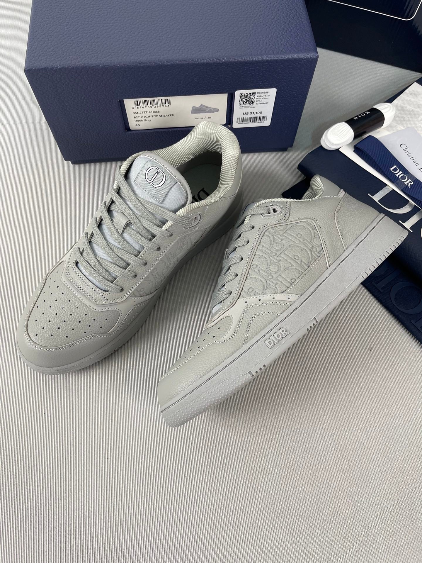 Dior