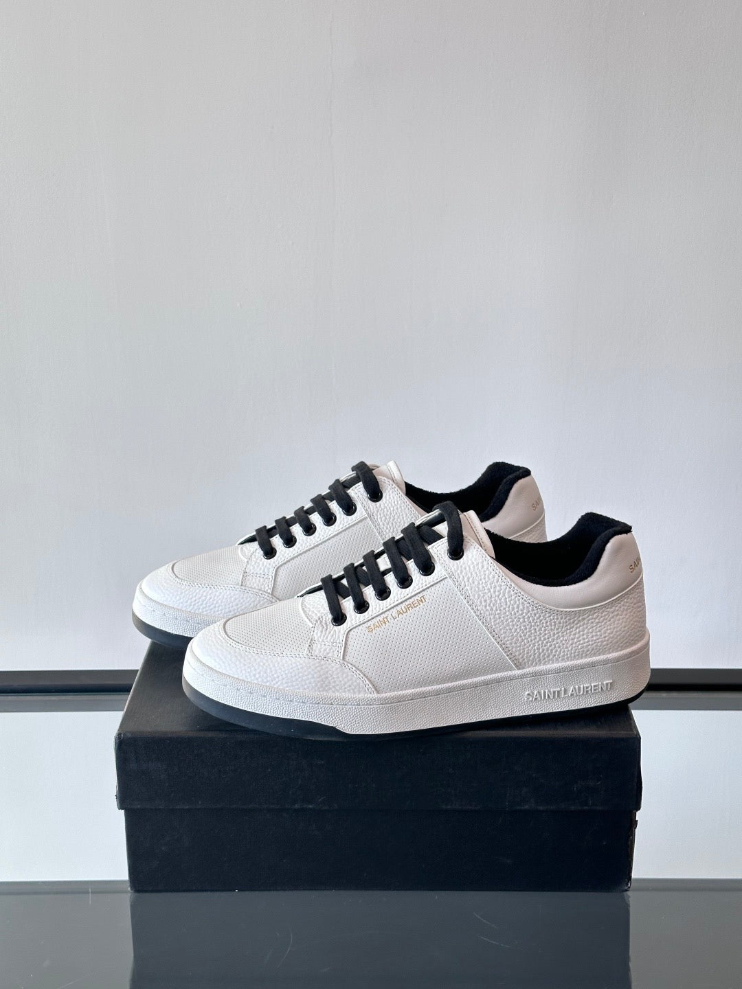 Saint Laurent