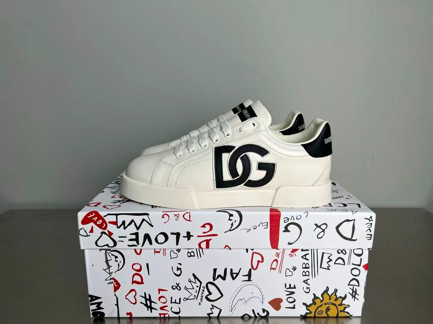 D&G