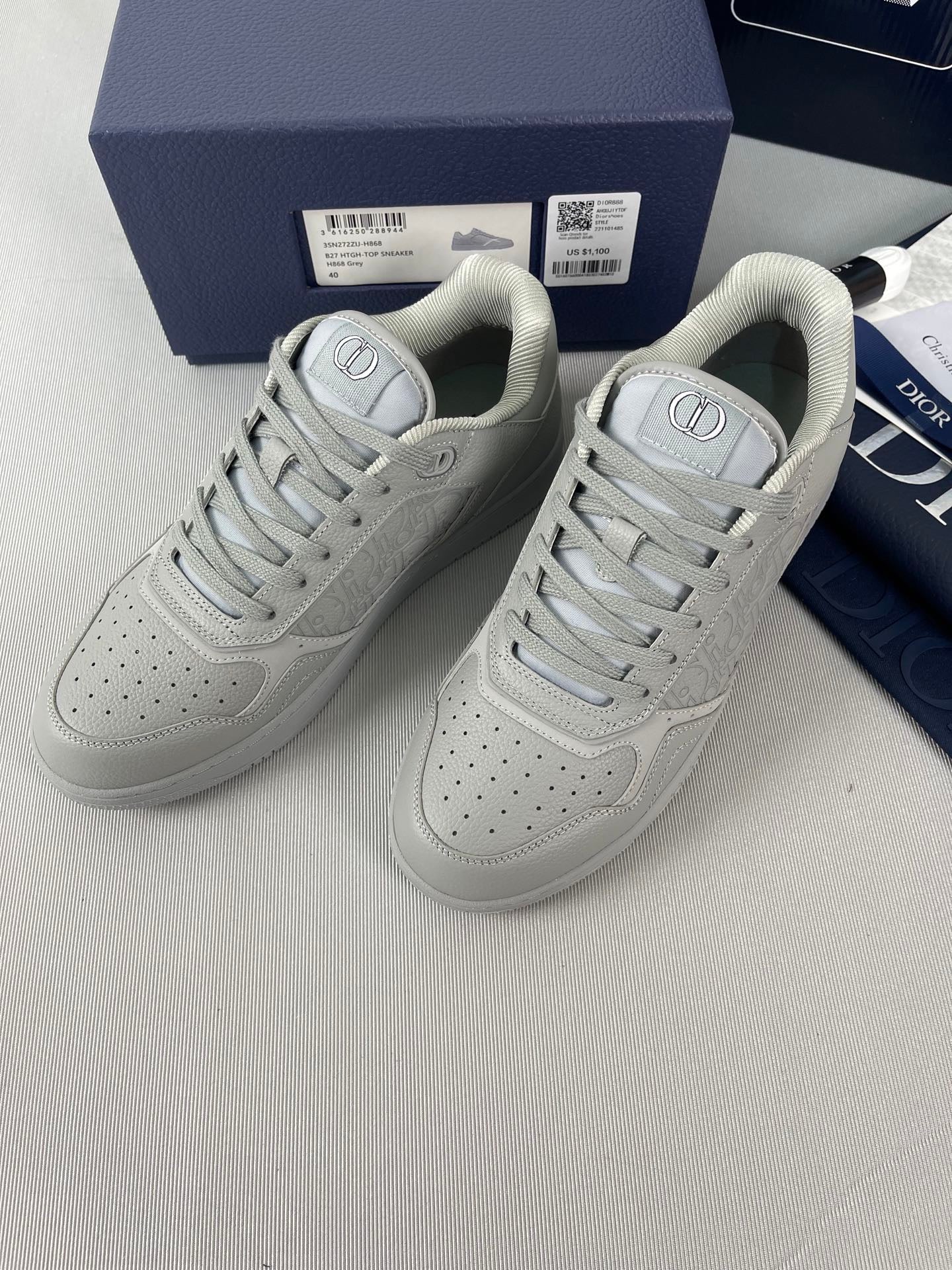 Dior